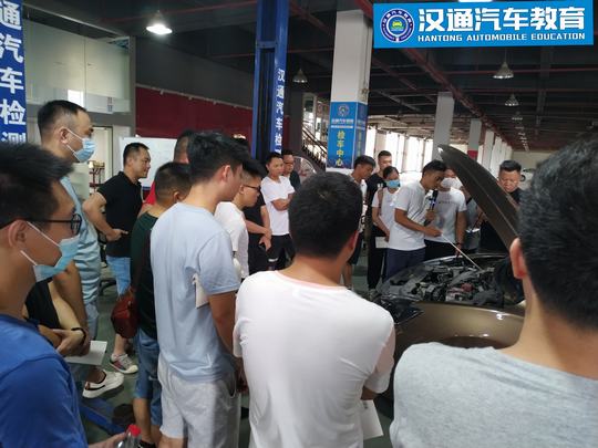 二手车评估师实操